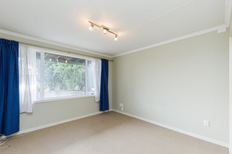 Photo of property in 77 Abraham Crescent, Milson, Palmerston North, 4414