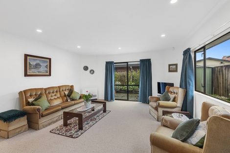 Photo of property in 1/14 Vincent Street, Waterloo, Lower Hutt, 5011