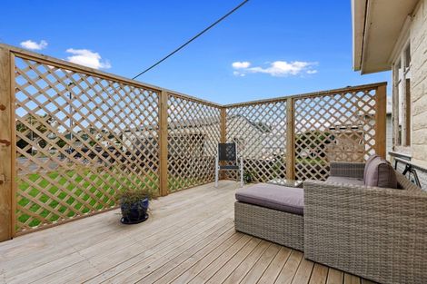 Photo of property in 16 Cumming Street, Okato, 4335