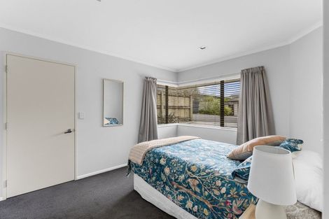 Photo of property in 29 Johnstone Drive, Fitzherbert, Palmerston North, 4410