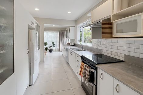 Photo of property in 10 Cremorne Avenue, Hokowhitu, Palmerston North, 4410