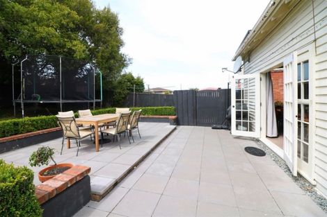 Photo of property in 1 Nelson Terrace, Seaview, Timaru, 7910