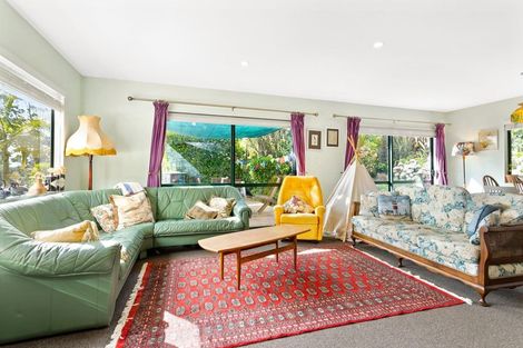 Photo of property in 320 Whangaparaoa Road, Stanmore Bay, Whangaparaoa, 0932