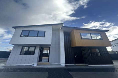 Photo of property in 12/28 Lavelle Road, Henderson, Auckland, 0612