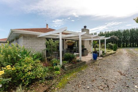 Photo of property in 47 Laws Road, Dannevirke, 4972