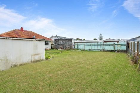 Photo of property in 16 Cheviot Street, Mangere East, Auckland, 2024