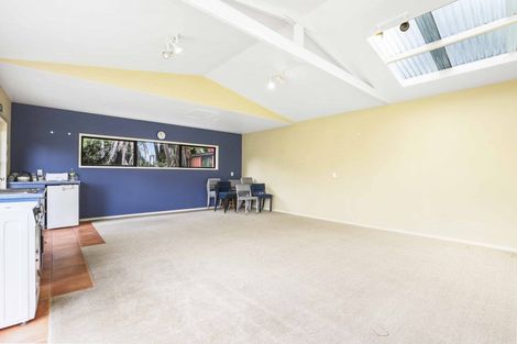 Photo of property in 22 Kensington Place, Fairfield, Hamilton, 3214