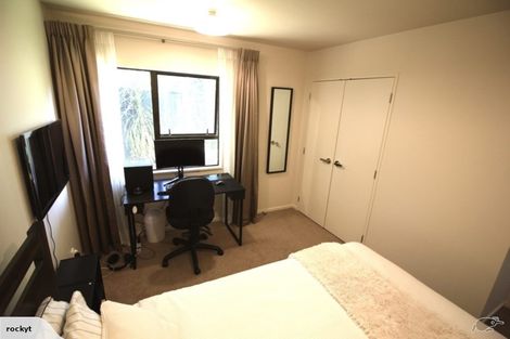 Photo of property in 2/660 Beach Road, Browns Bay, Auckland, 0630