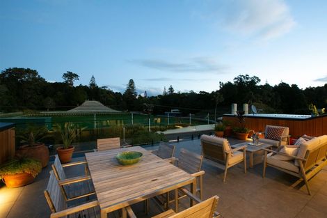 Photo of property in 15 Fillis Street, New Plymouth, 4310