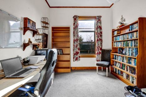 Photo of property in 1 Campbell Street, Hawera, 4610