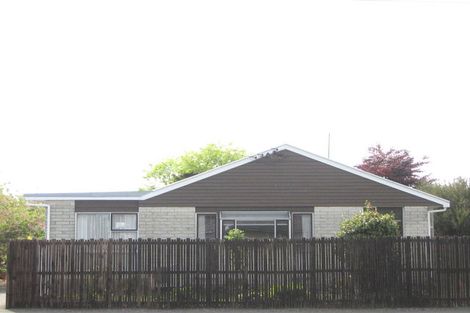 Photo of property in 2/212 Grimseys Road, Redwood, Christchurch, 8051