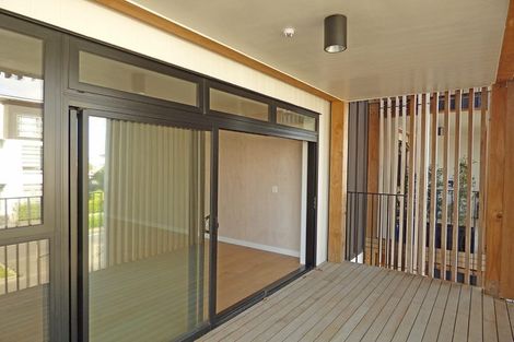 Photo of property in 8/169 Hobsonville Point Road, Hobsonville, Auckland, 0616