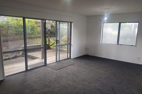 Photo of property in 1/22 Valecrest Place, Bayview, Auckland, 0629