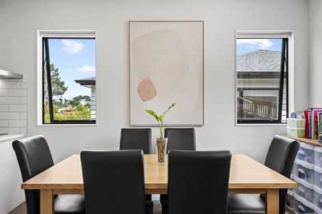 Photo of property in 13a Morton Avenue, Forrest Hill, Auckland, 0620