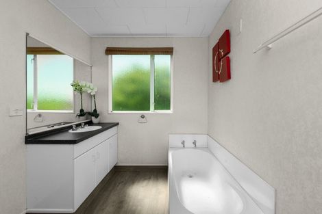 Photo of property in 75 Harper Road, Waimarama, 4294