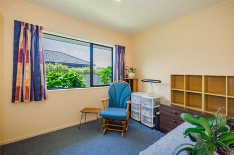 Photo of property in 53 Makarini Street, Paraparaumu, 5032