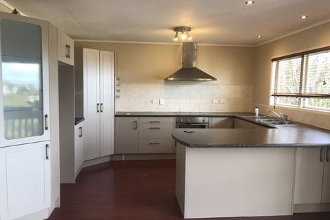 Photo of property in 51 Wyoming Avenue, Murrays Bay, Auckland, 0630