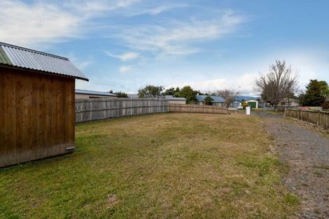 Photo of property in 5a Hinenamu Grove, Turangi, 3334