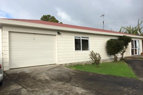 Photo of property in 2/328 Rangatira Road, Beach Haven, Auckland, 0626