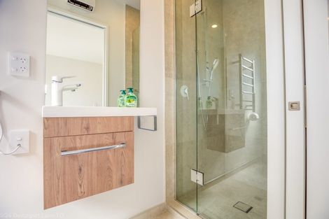 Photo of property in 9/24 Devonport Lane, St Albans, Christchurch, 8014