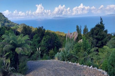 Photo of property in 525a Tuateawa Road, Tuateawa, Coromandel, 3583