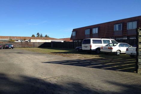 Photo of property in 2/21 Hilda Street, Fenton Park, Rotorua, 3010