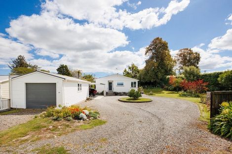 Photo of property in 8a Bond Street, Marton, 4710