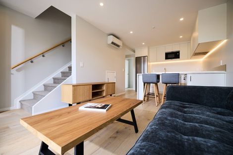 Photo of property in 4/23 Parson Lane, Papatoetoe, Auckland, 2025