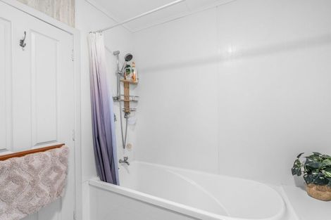 Photo of property in 77 Regent Street, Newfield, Invercargill, 9812