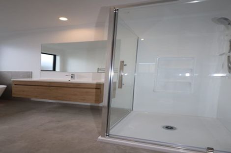 Photo of property in 10 Julie Lane, Papamoa, 3118