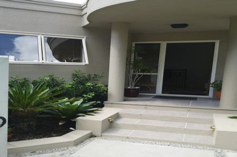 Photo of property in 2/11a Prospect Terrace, Milford, Auckland, 0620