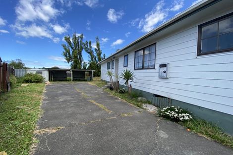 Photo of property in 43 Luanda Drive, Ranui, Auckland, 0612