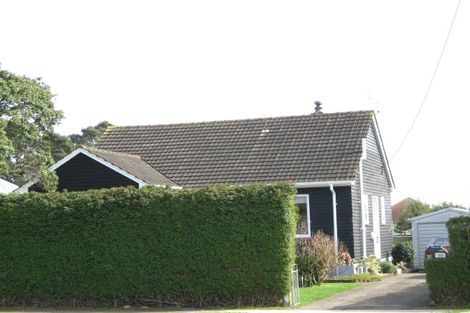 Photo of property in 20 High Street West, Waitara, 4320