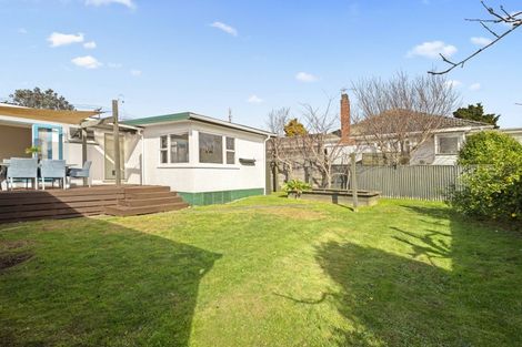 Photo of property in 16 Short Street, Papakura, 2110
