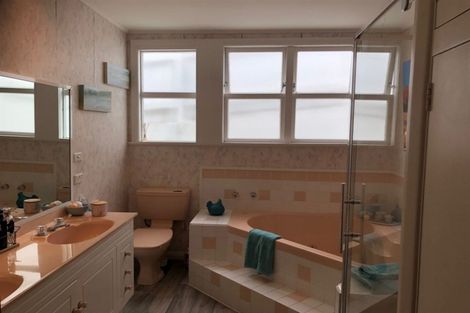 Photo of property in 4 Cecil Road, Wadestown, Wellington, 6012