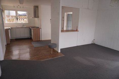 Photo of property in 3/718 Beach Road, Browns Bay, Auckland, 0630