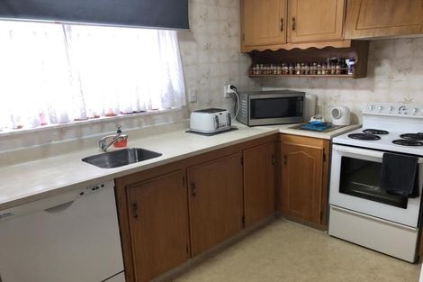 Photo of property in 4a Richmond Street, Wallaceville, Upper Hutt, 5018