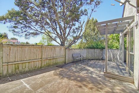 Photo of property in 1/86 Oaktree Avenue, Browns Bay, Auckland, 0630