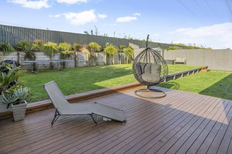Photo of property in 121 Harbourside Drive, Karaka, Papakura, 2113