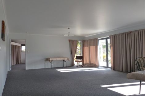 Photo of property in 12 Karo Street, Ruakaka, 0116