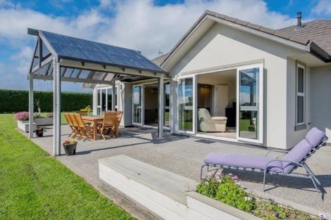 Photo of property in 10 Tarrant Way, Ohau, Levin, 5570
