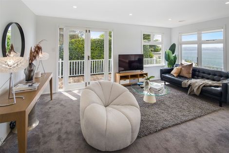 Photo of property in 21 Thane Road, Roseneath, Wellington, 6011