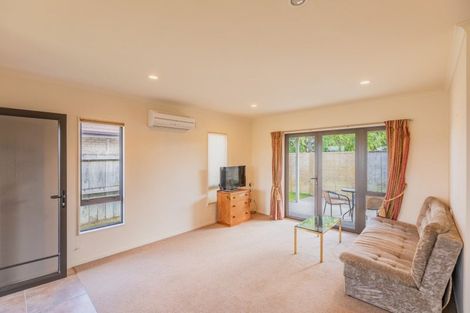 Photo of property in 11 Highgrove Place, Waipukurau, 4200