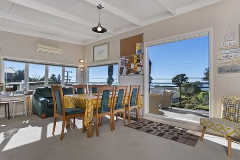 Photo of property in 25 Harbour View Road, Omokoroa, 3114