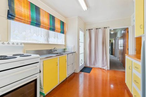Photo of property in 44a Kelvin Road, Papakura, 2110