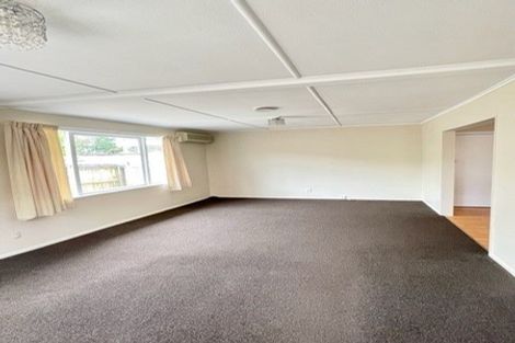 Photo of property in 37a Neal Avenue, Glenfield, Auckland, 0629