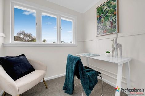 Photo of property in 5 Lane Road, Weymouth, Auckland, 2103