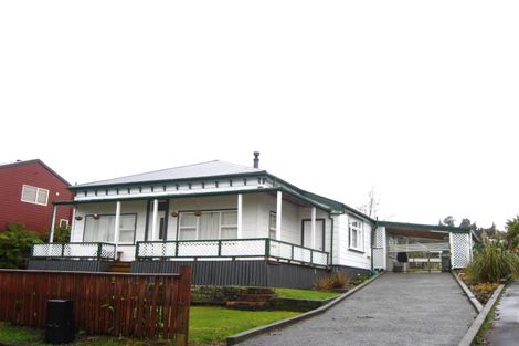 Photo of property in 27 Koe Street, Moana, 7872