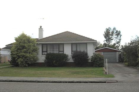Photo of property in 12 Betten Street, Waimate, 7924