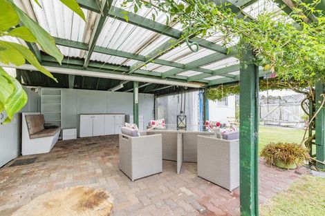 Photo of property in 1/113 Clevedon Road, Papakura, 2110